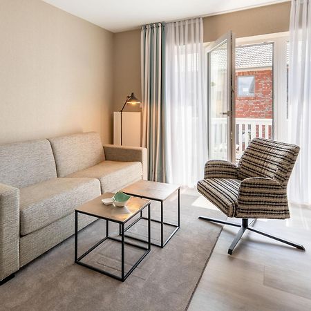 Hotel Am Schlosspark Garni 후줌 외부 사진