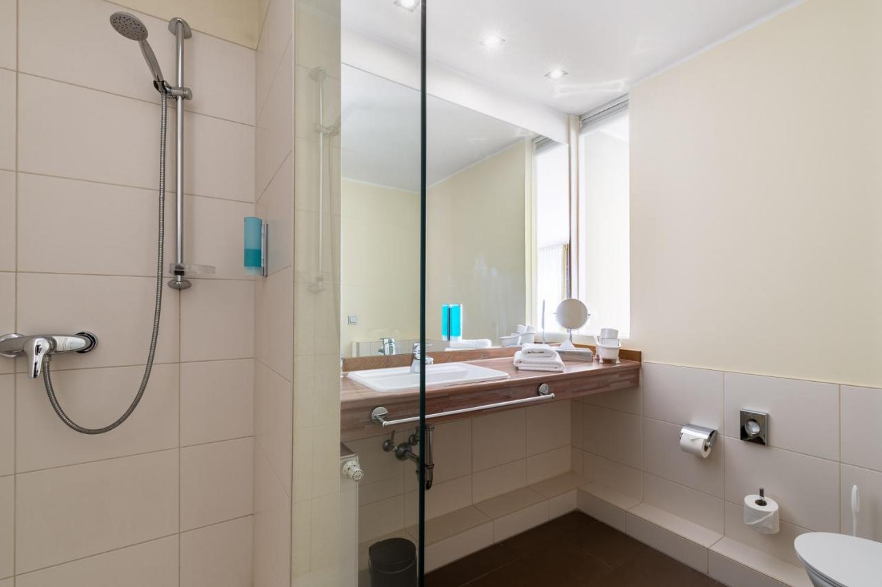 Hotel Am Schlosspark Garni 후줌 외부 사진