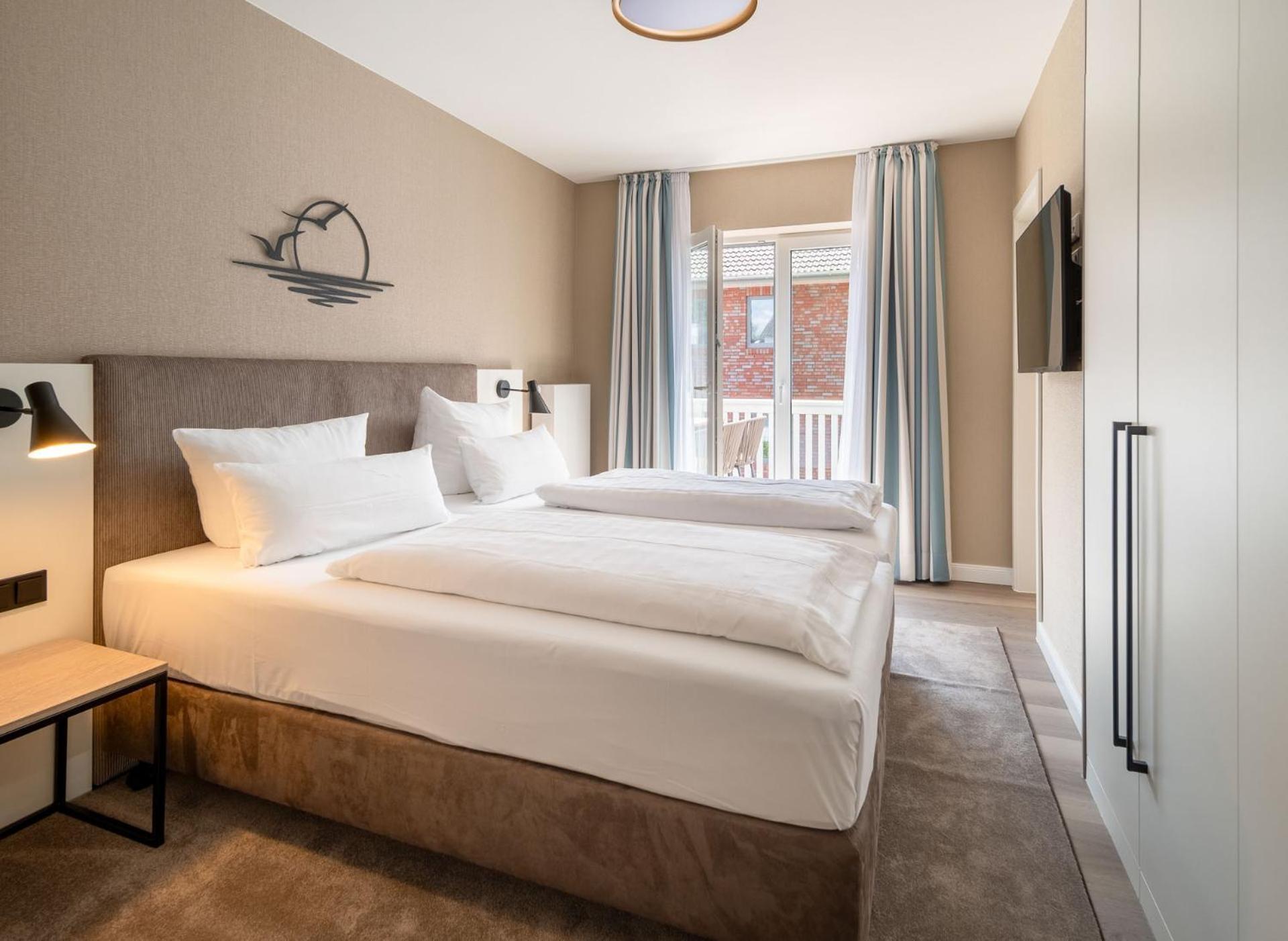 Hotel Am Schlosspark Garni 후줌 외부 사진